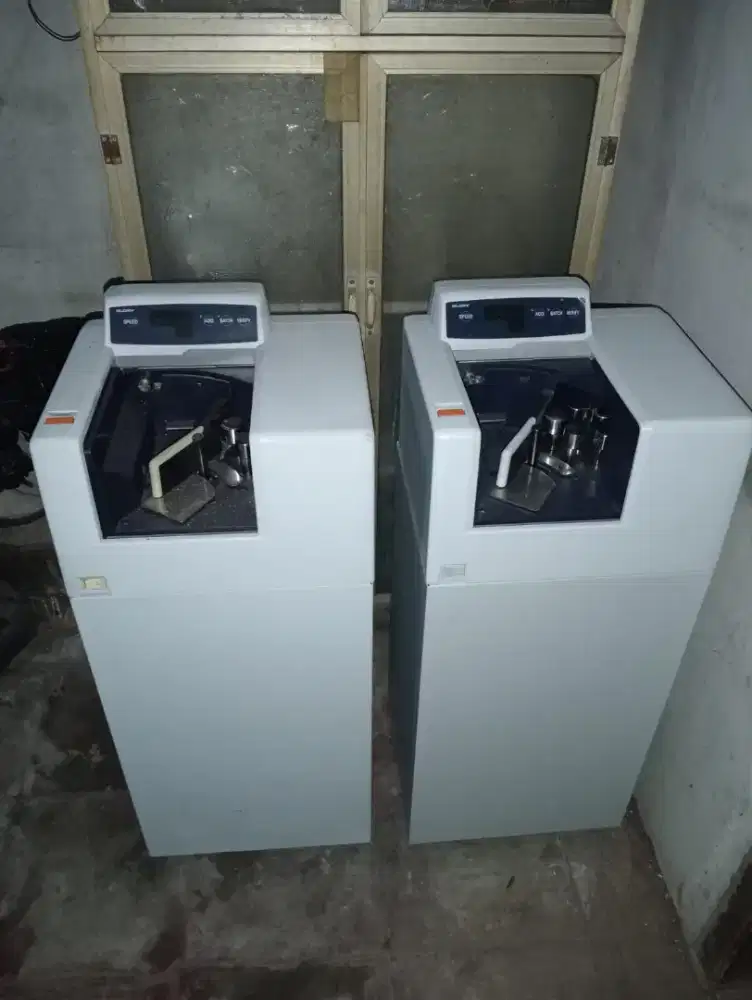Mesin hitung uang Glory GNH 710