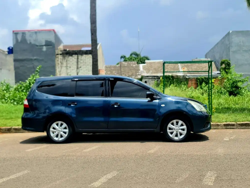 Nissan Grand livina 2014 Bensin