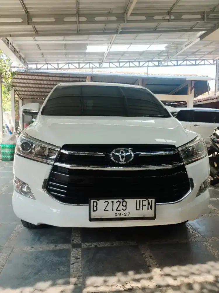 Innova Reborn V matic Diesel 2017