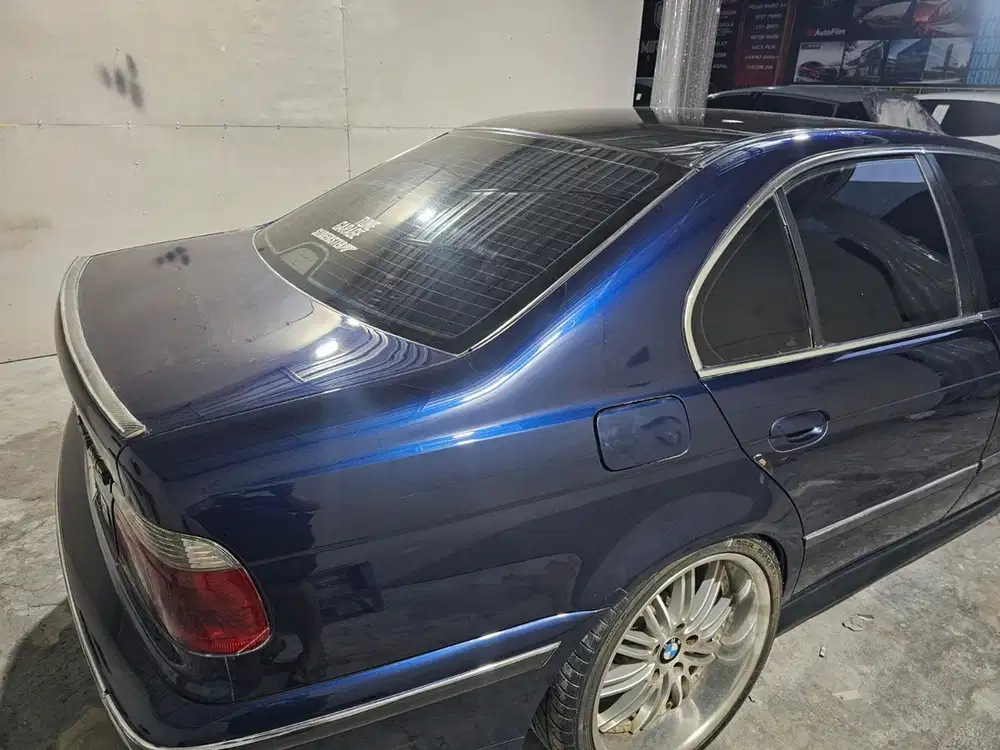BMW 528i 1997 Bensin