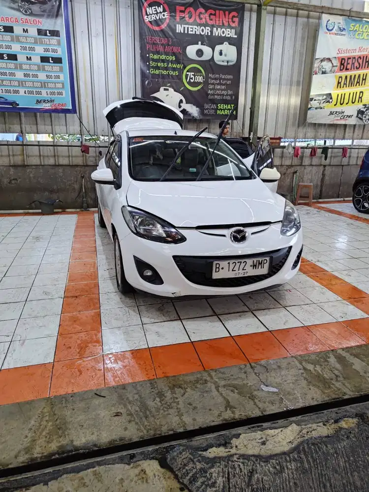 Jual Mazda 2 tahun 2010