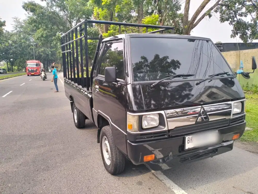 Mitsubishi L300 PU thn 2022