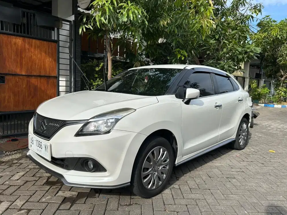 Murahhh Suzuki New Baleno 2017 MT