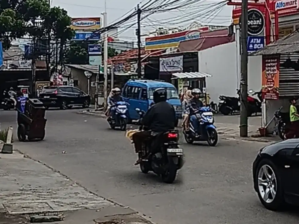Tanah Univ Indonesia,  , shm 1017, Ats nama sendiri
