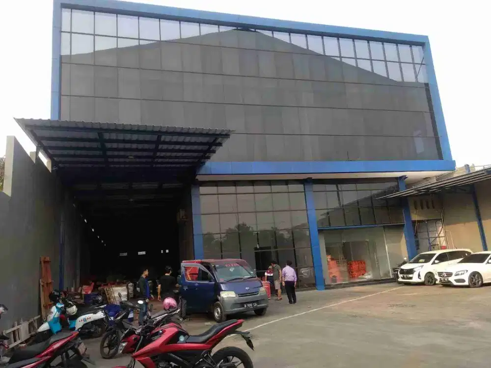 Di jual gudang 2lantai siap pakai di dekat bandara Soetta tangerang