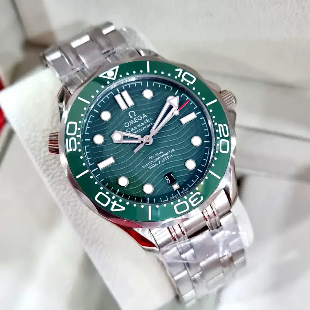 Omega James Bond matic