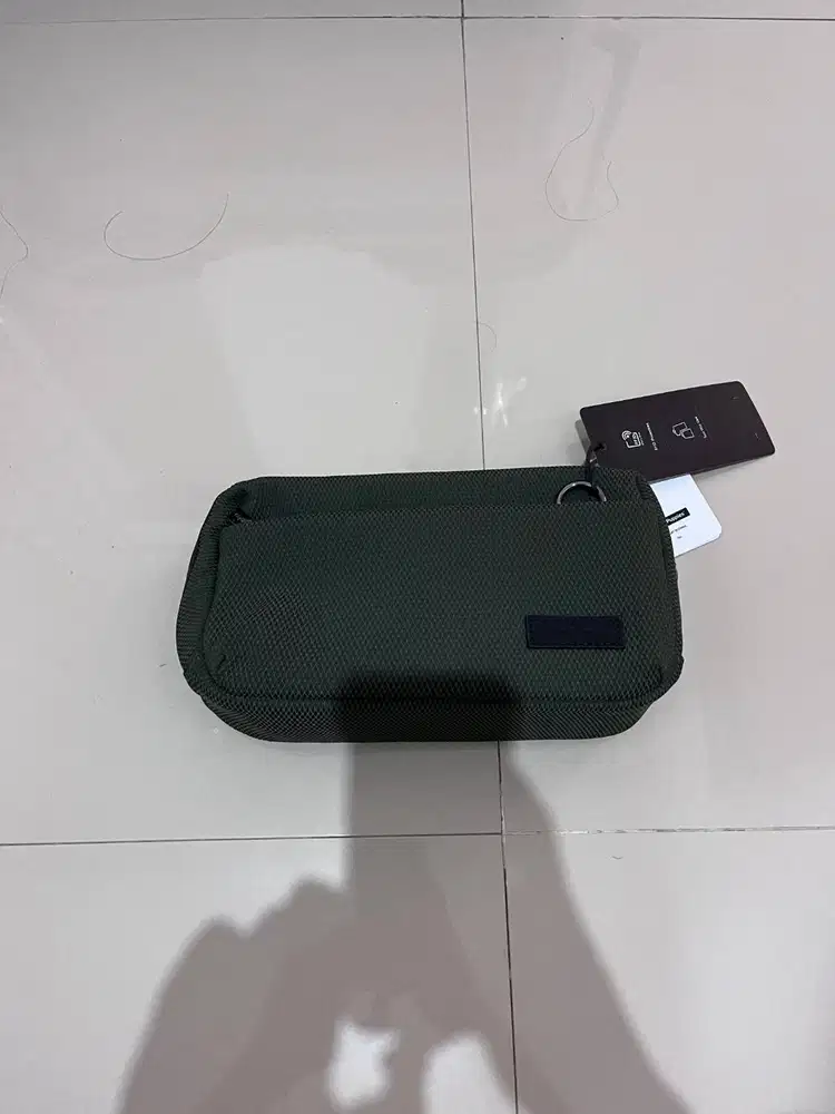 Dijual Tas Pinggang Hush Puppies Bekas belum pernah dipakai