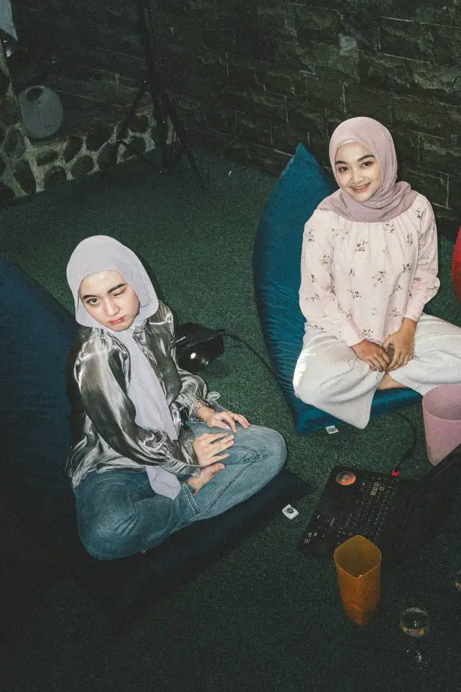 Bean bag triangle beanbag plus isi bean bag bandung beanbag murah