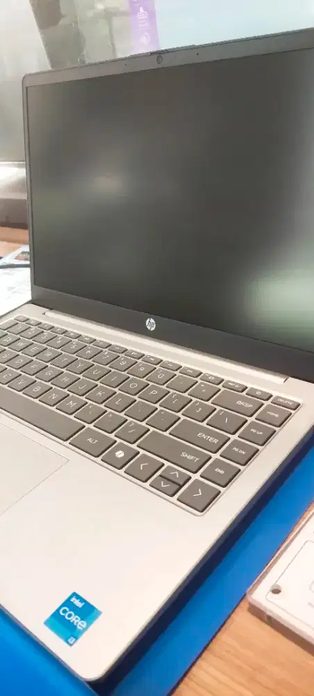 HP 14 EP0261TU EP0260TU Intel Core i3-1315U 8GB SSD 512GB W11+OH2024