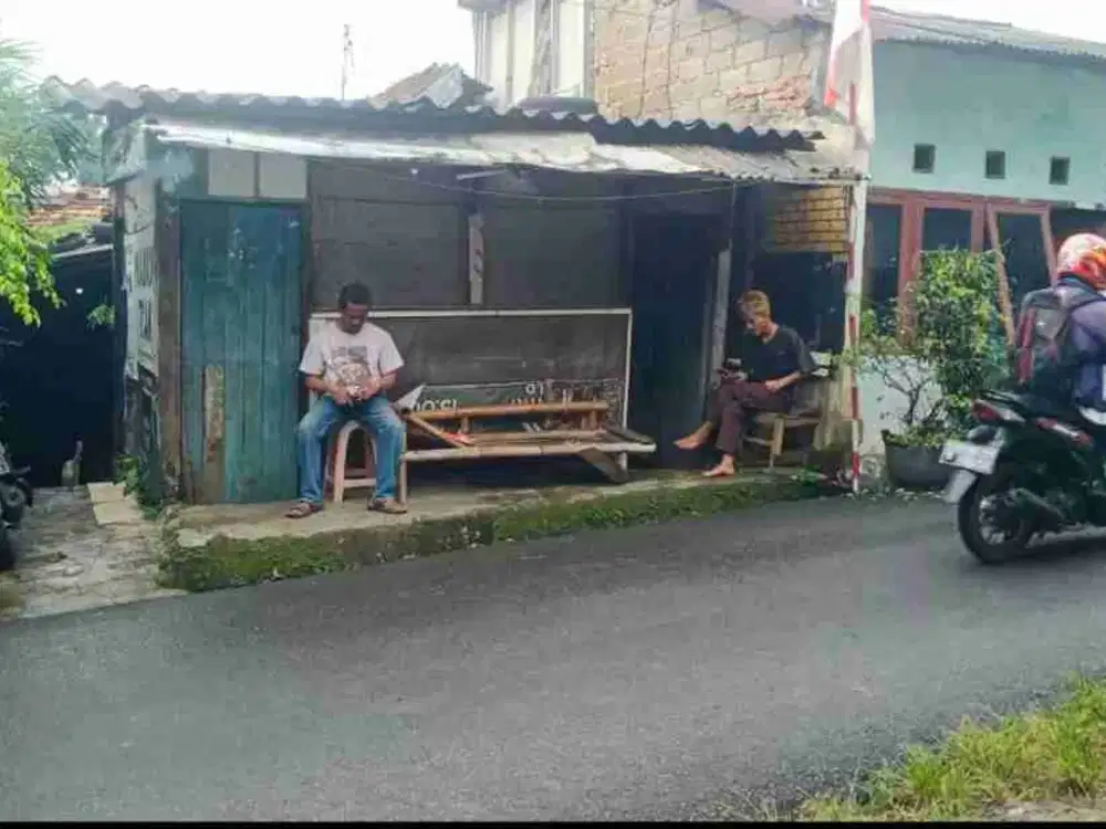 Rumah lama pinggir jln lenteng agung jagakarsa arah UI 234mtr 2.5m nego