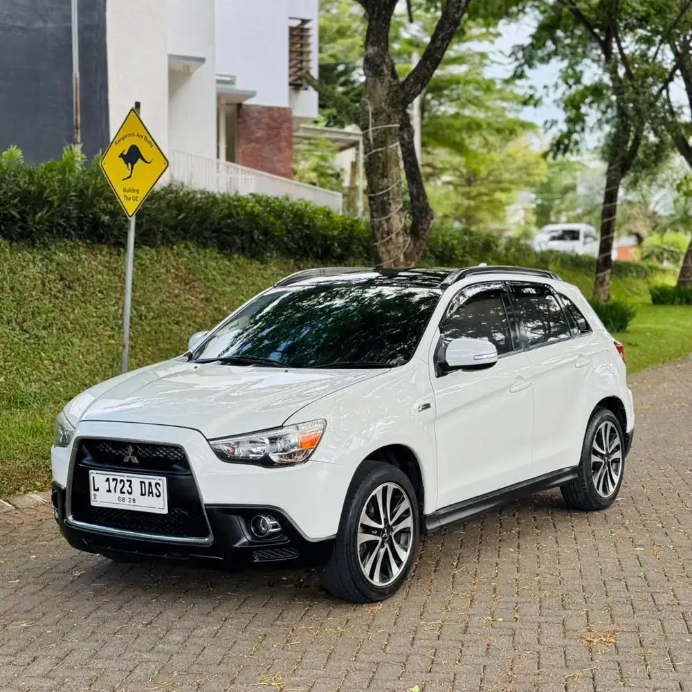 Outlander Sport Type PX Panoramic Tertinggi No minus