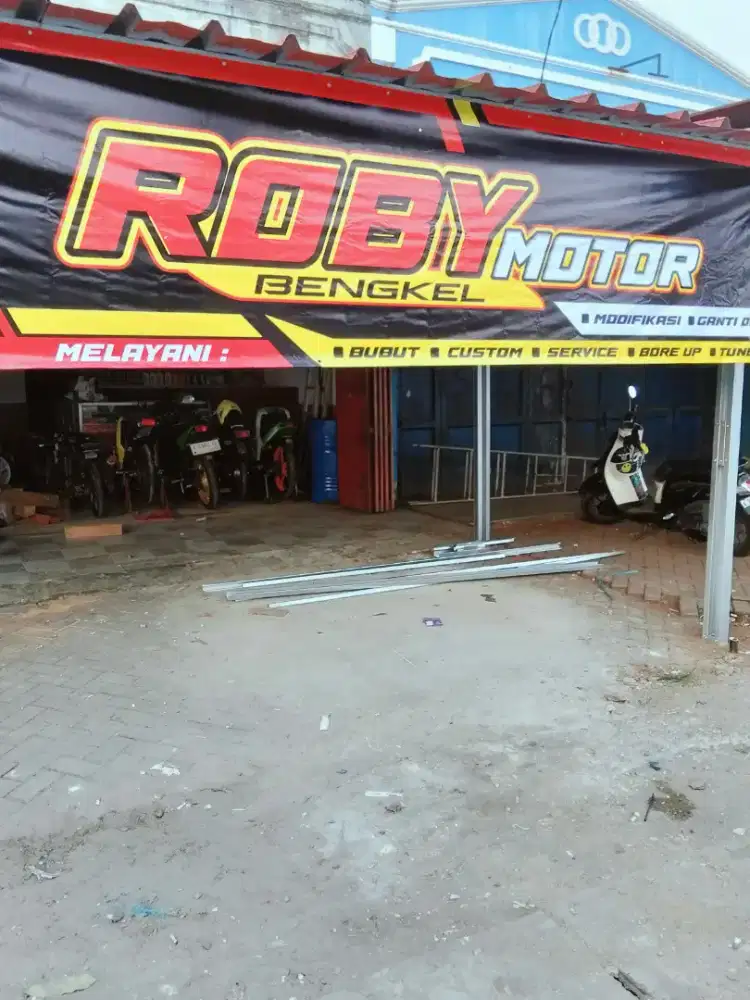 Dibutuhkan mekanik bengkel motor