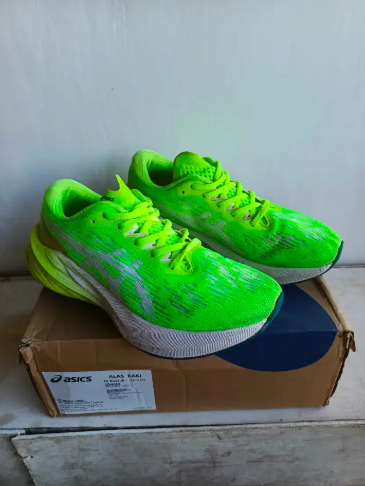 Sepatu asics uk 40