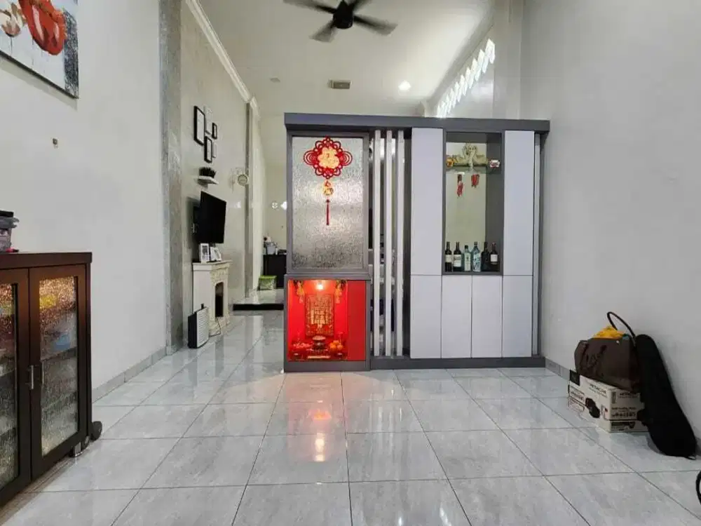 Dijual ruko hook di jalan berlian