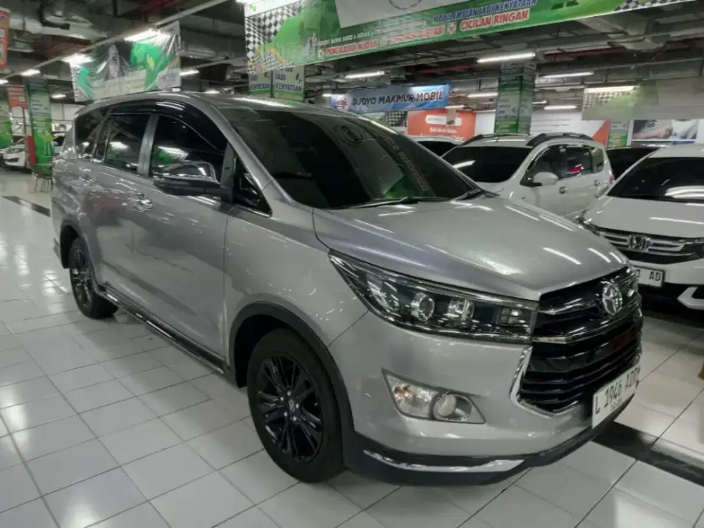 KIJANG INNOVA VENTURER DIESEL AT 2018