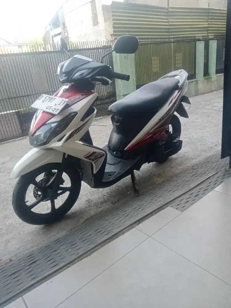 Xeon karbu 2012 plat bandung