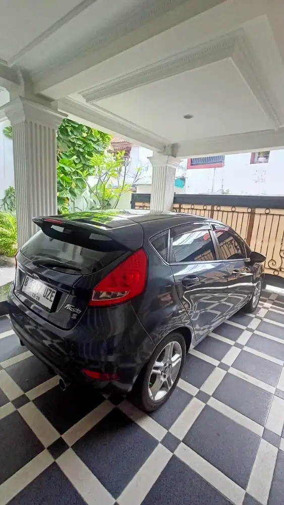 Ford Fiesta 2011 Bensin