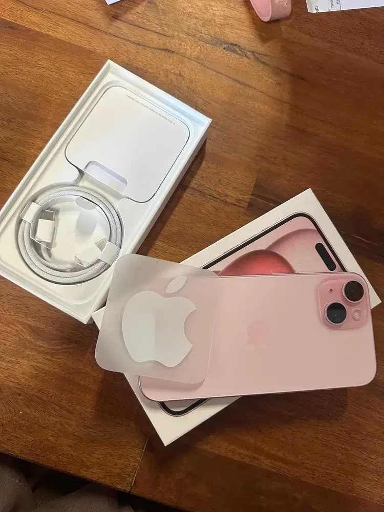 JUAL IPHONE 15 PINK BEKAS