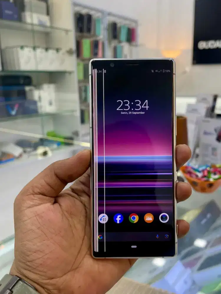 Sony Xperia 5 6/64gb permanen layar bergaris lain aman