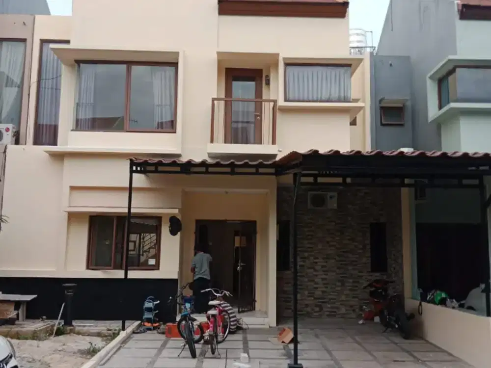 Disewa Rumah Sudah Direnovasi di Cluster Terdepan JGC Jakarta Timur