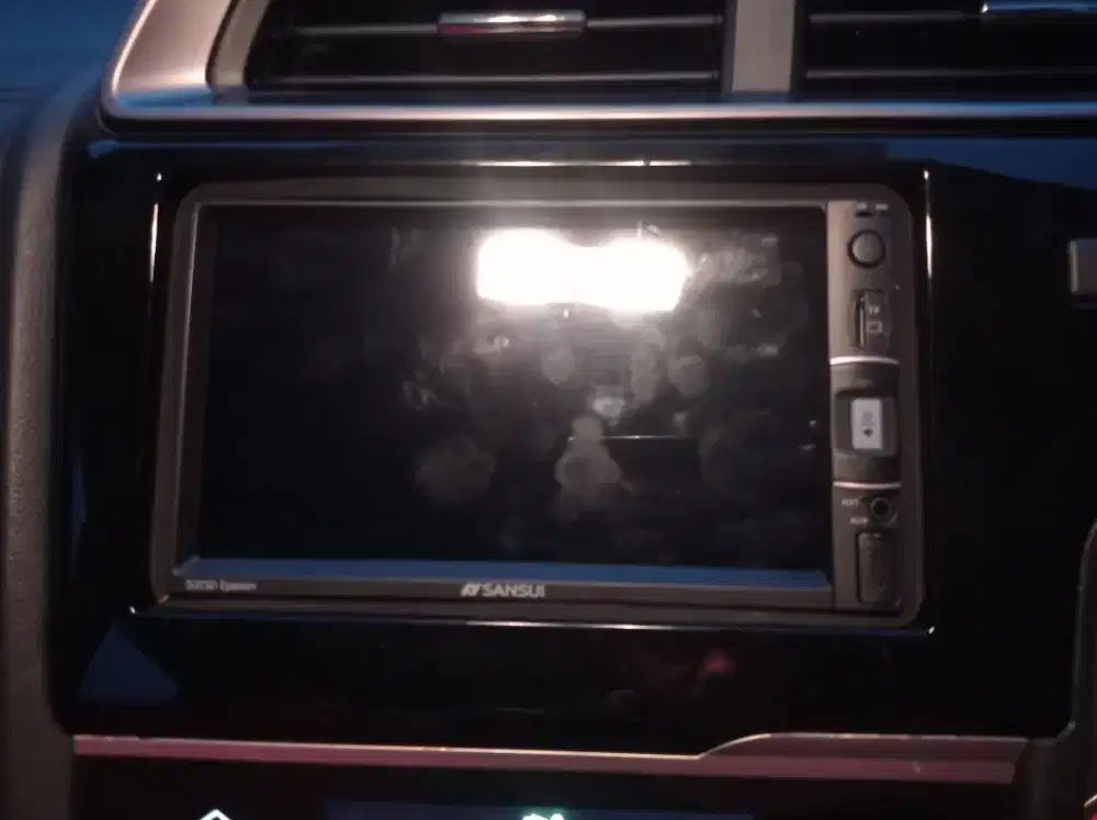 Jual Headunit Sansui Epsilon 5202i baru seminggu!