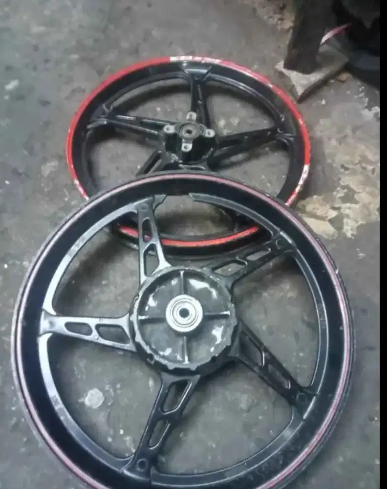 Velg ORI Jupiter Burhan copotan motor THN 2009