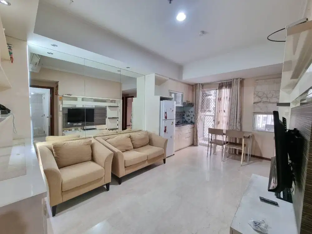 For Sale - Apartemen Royal Medit Tipe 2 Kamar Plus Lantai Sedang