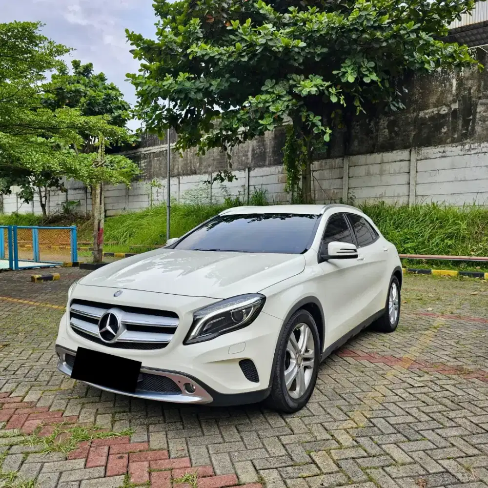 Mercedes Benz GLA 200 Urban 1.6 CBU thn 2015