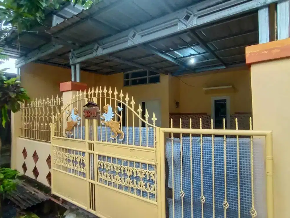 Sertifikat SHM Hadap Selatan Rumah Harmoni, Tulangan, Kota Sidoarjo