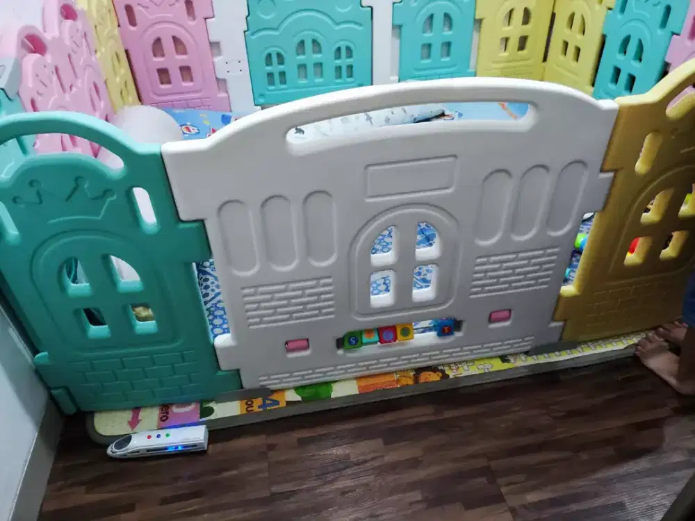 Baby box preloved..