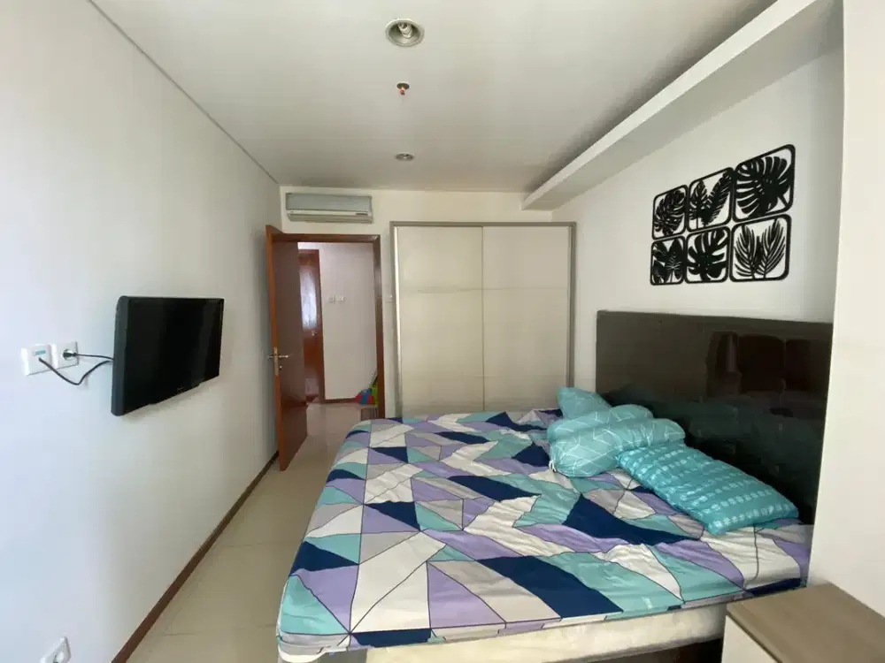 Dijual Apartement Thamrin Residence 2BR Furnished Lantai Sedang