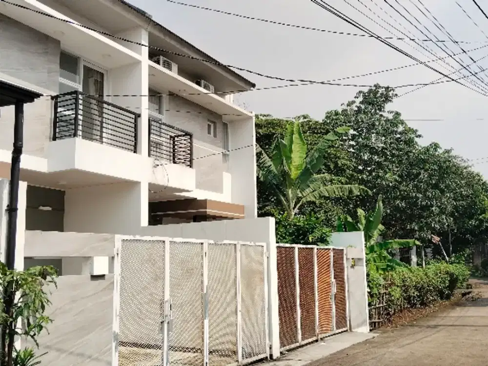 Jual rumah baru 2 lantai di Jl.H.Dimun, Dekat kolam Paragon, Cilodong