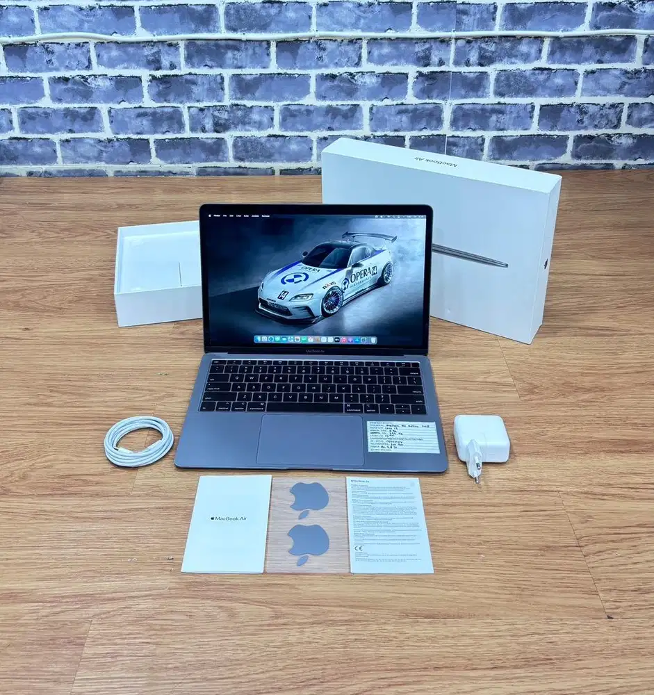 Macbook Air Retina 13” 2018, Kulus Like New