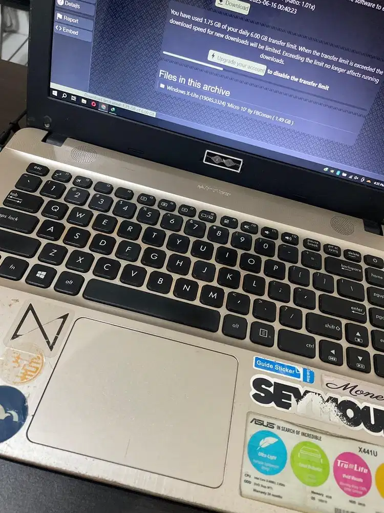 Laptop asus x441uv