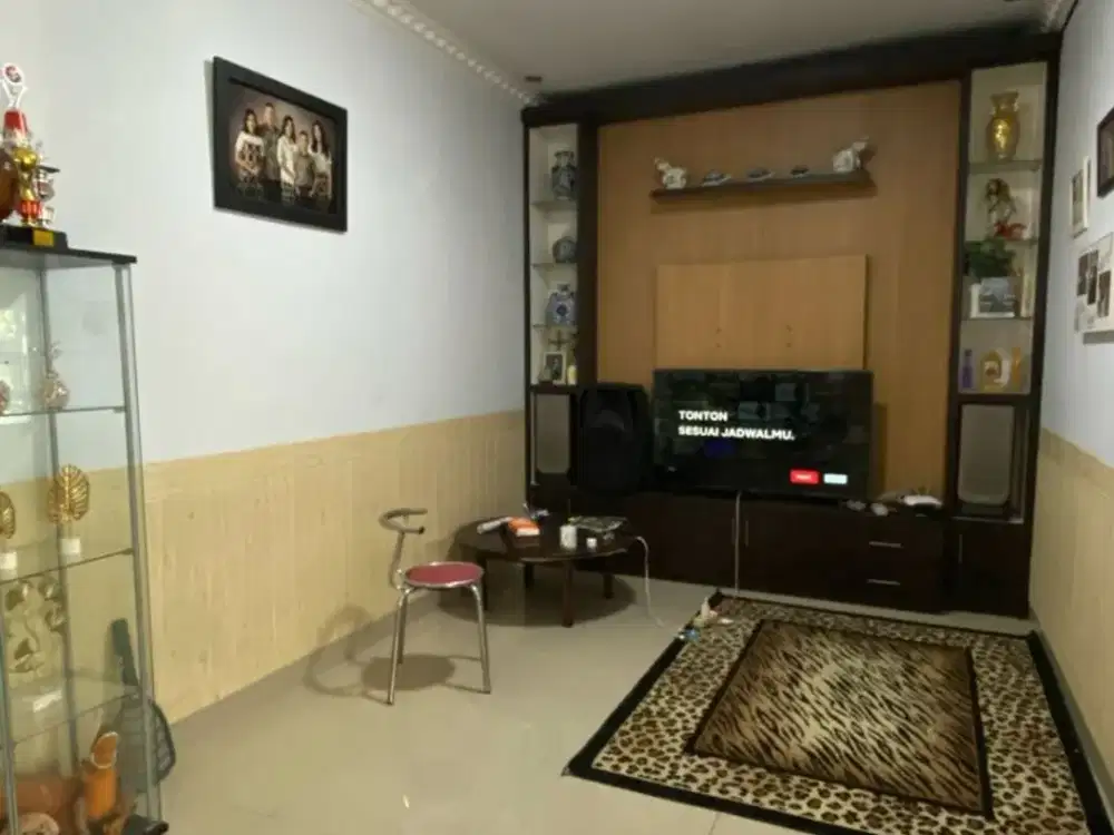 Dijual Rumah Siap Huni di Taman Kopo Ketapang