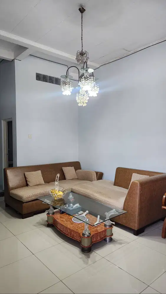 Di Jual Rumah 2 Lantai di Meadow Green Lippo Cikarang