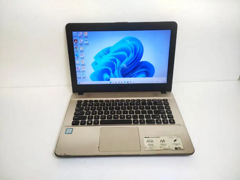 A712 Laptop Asus X441U Ram 4gb SSD 256gb core i3 gen6 Siap pakai