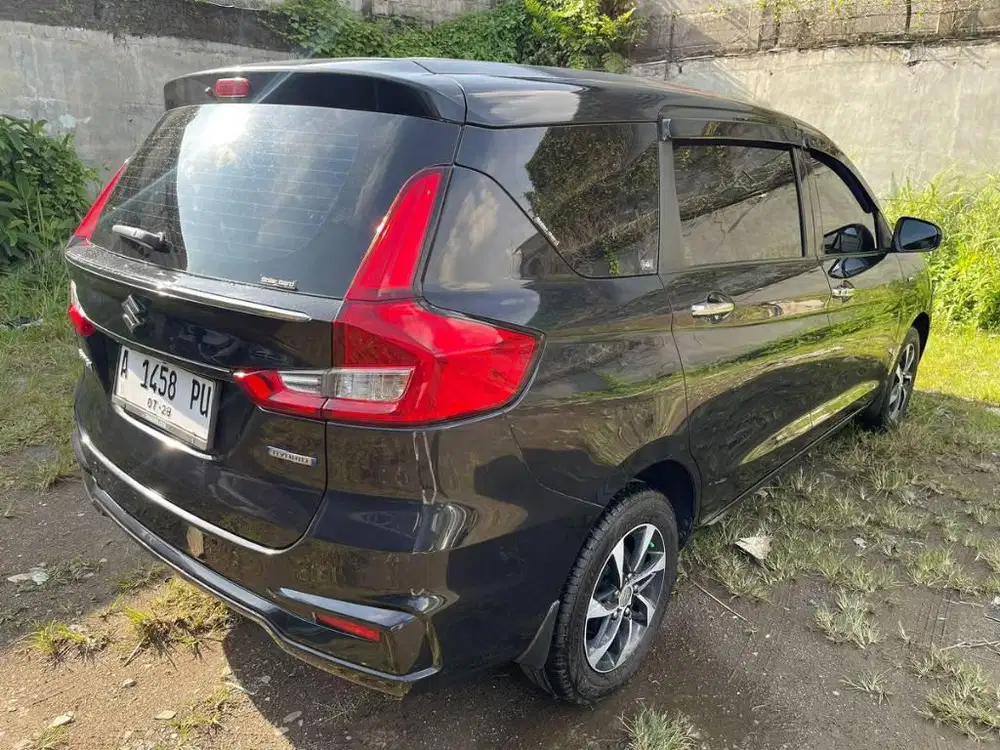 ertiga hybrid GX at matic 2023 km low
