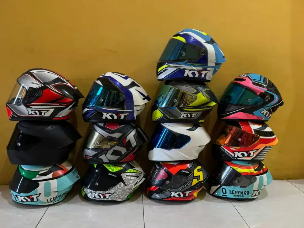Helm fullface dan hallface second ori