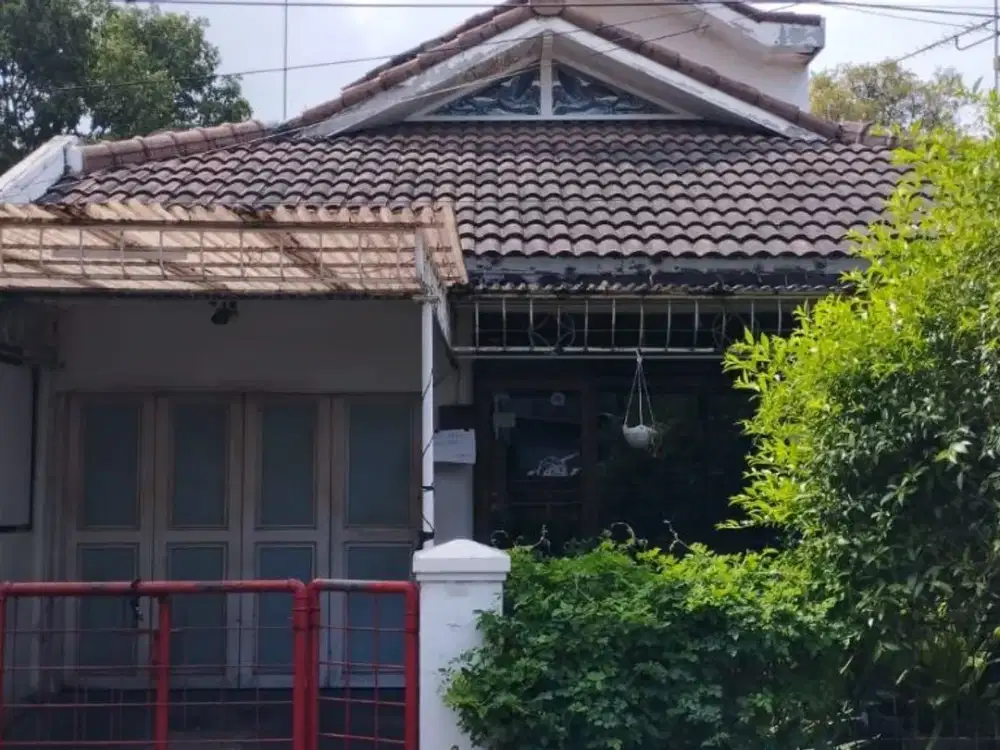 Rumah Siap Huni Strategis di Pusat Kota di Sayap Pajajaran Murah