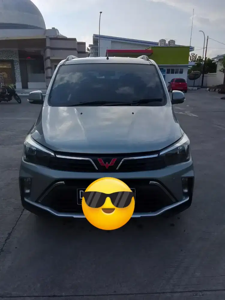 Dijual Wuling confero S Lux MT