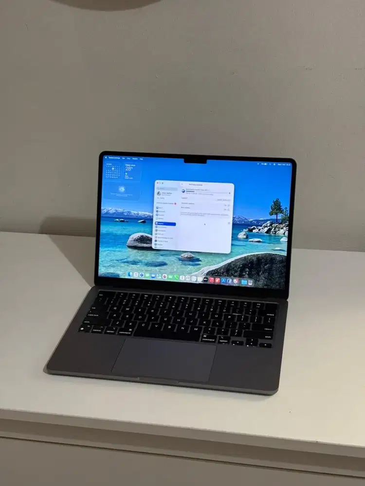 Macbook Air M3 13 inch 8/256