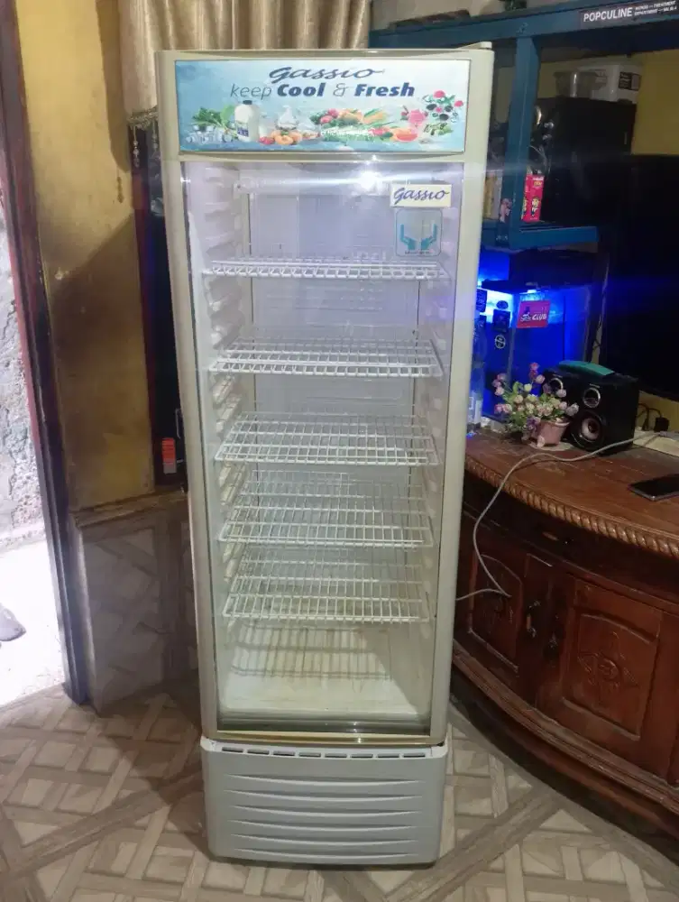 Showcase normal