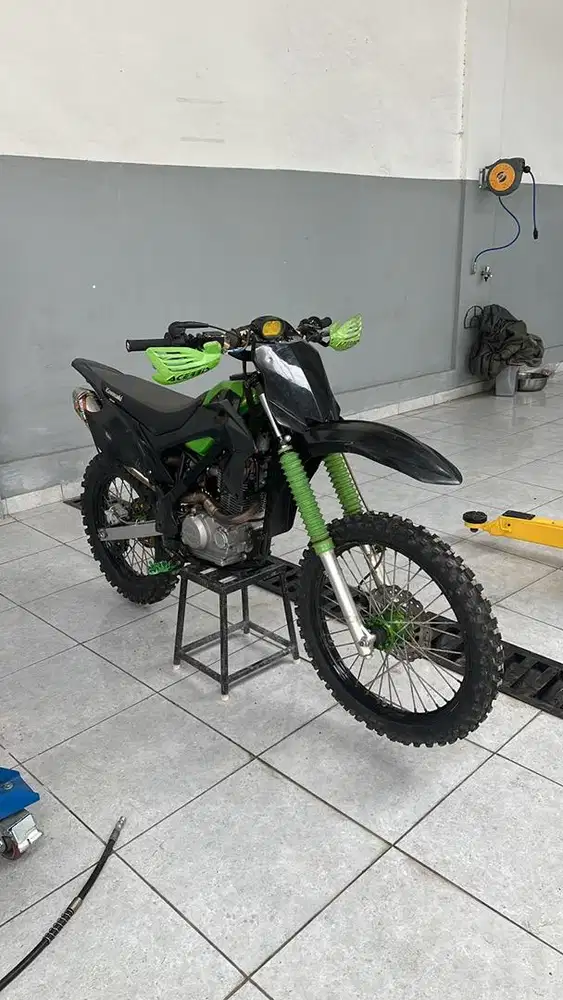 Kawasaki klx 150