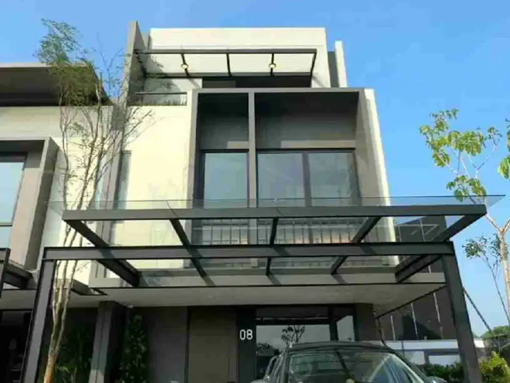 Rumah Mewah utk Keluarga Besar, 3 Lantai 4 Kamar tidur di Park Serpong Hanya 900 Jt an!