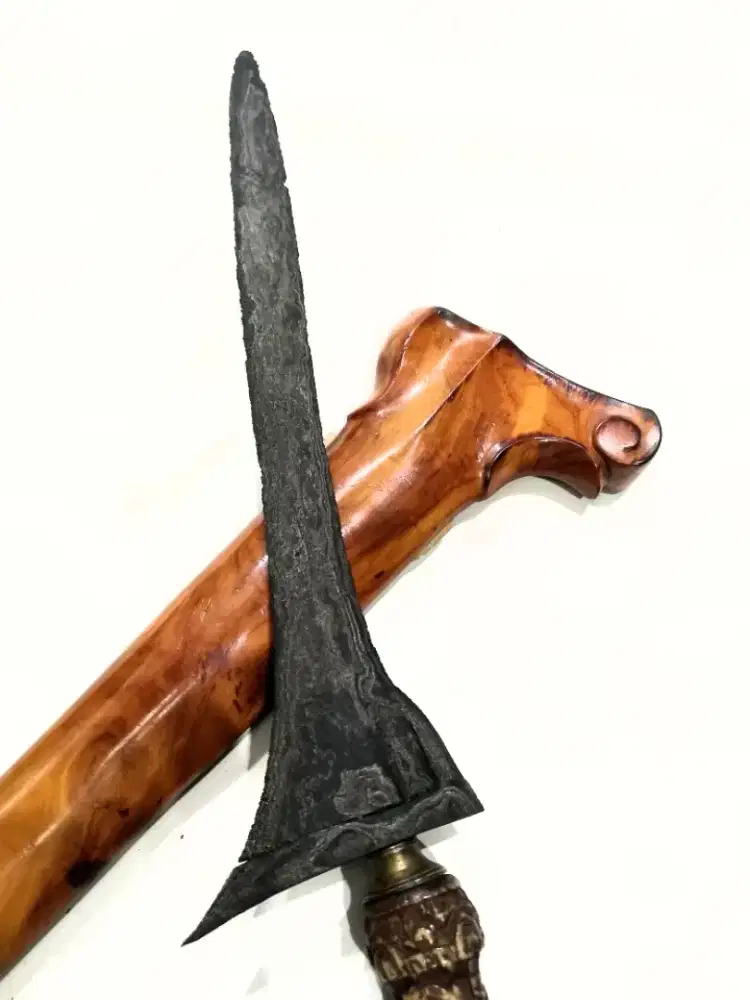 Keris Sepuh Brojol pamor Wengkon Isen Sepuh