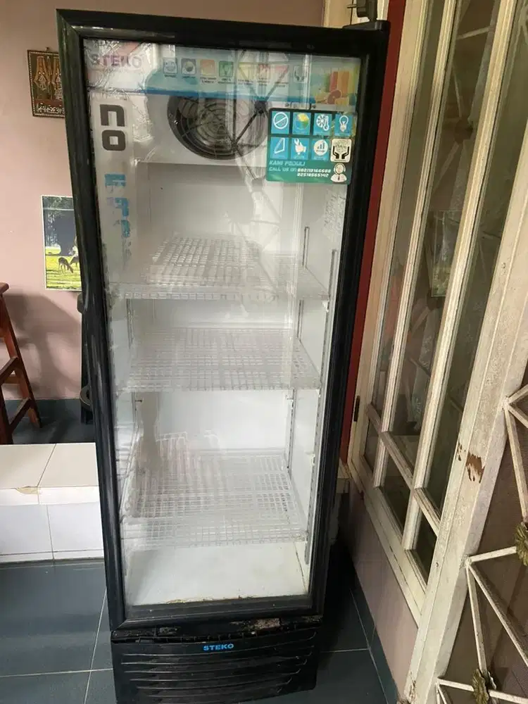 Showcase steko 4 rak (chiller)