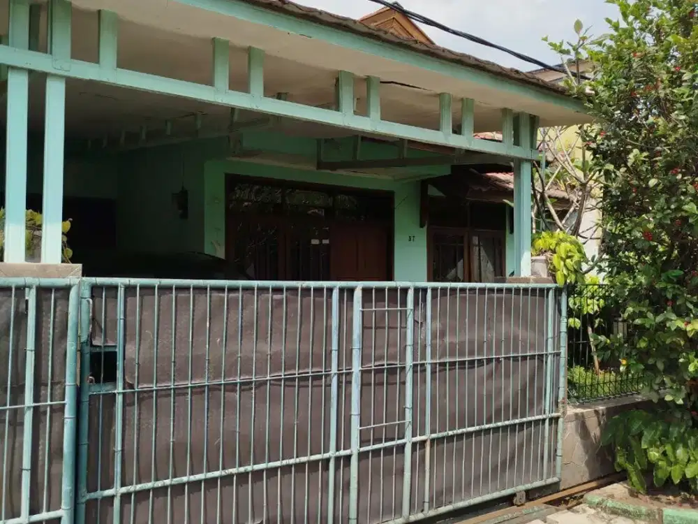 RUMAH MINIMALIS SIAP HUNI DI KOMPLEK ANTAPANI ONE GATE HARGA 1M AN