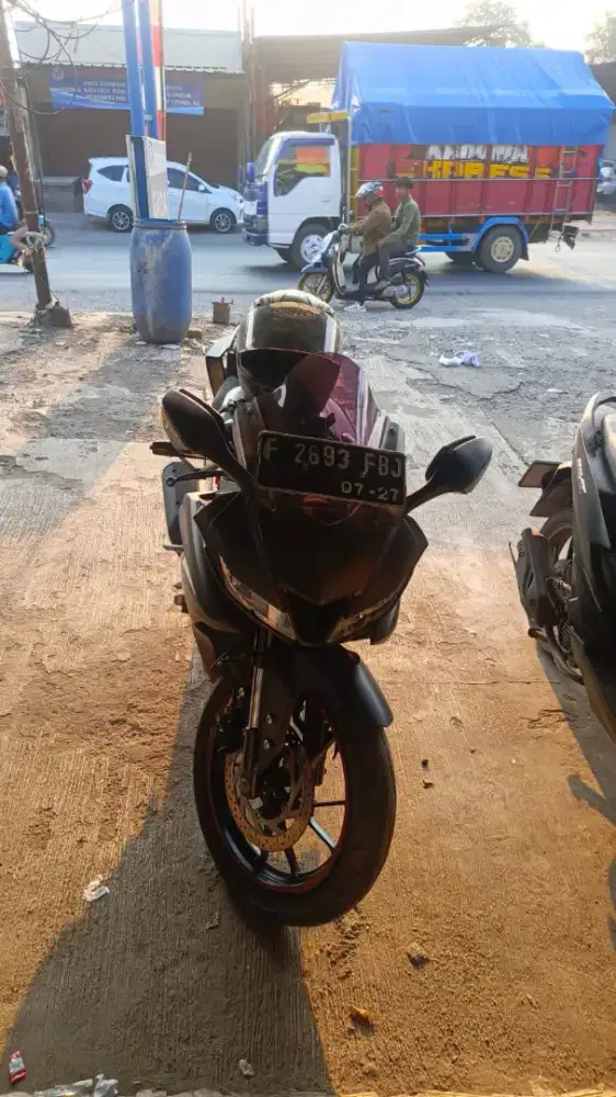 Jual R15 V3 Tahun 2017