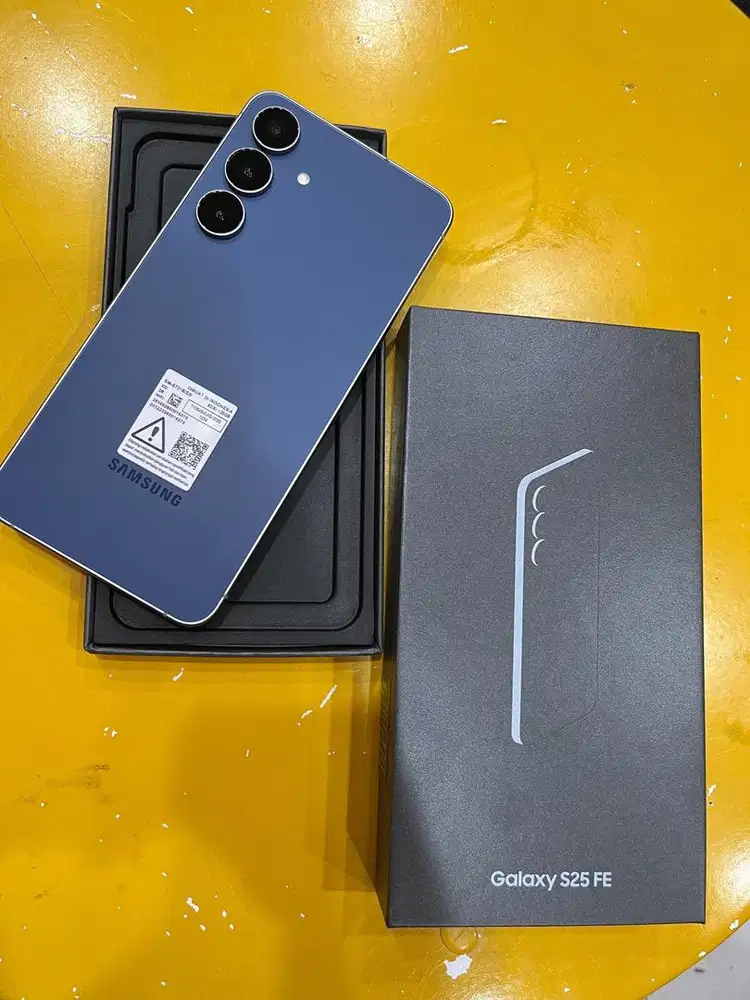 NEW SAMSUNG S25 FE